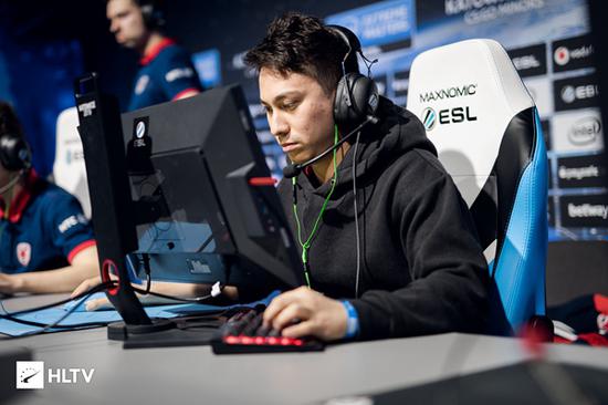 限时抢购联想电竞主机仅需4299元体验极致游戏性能